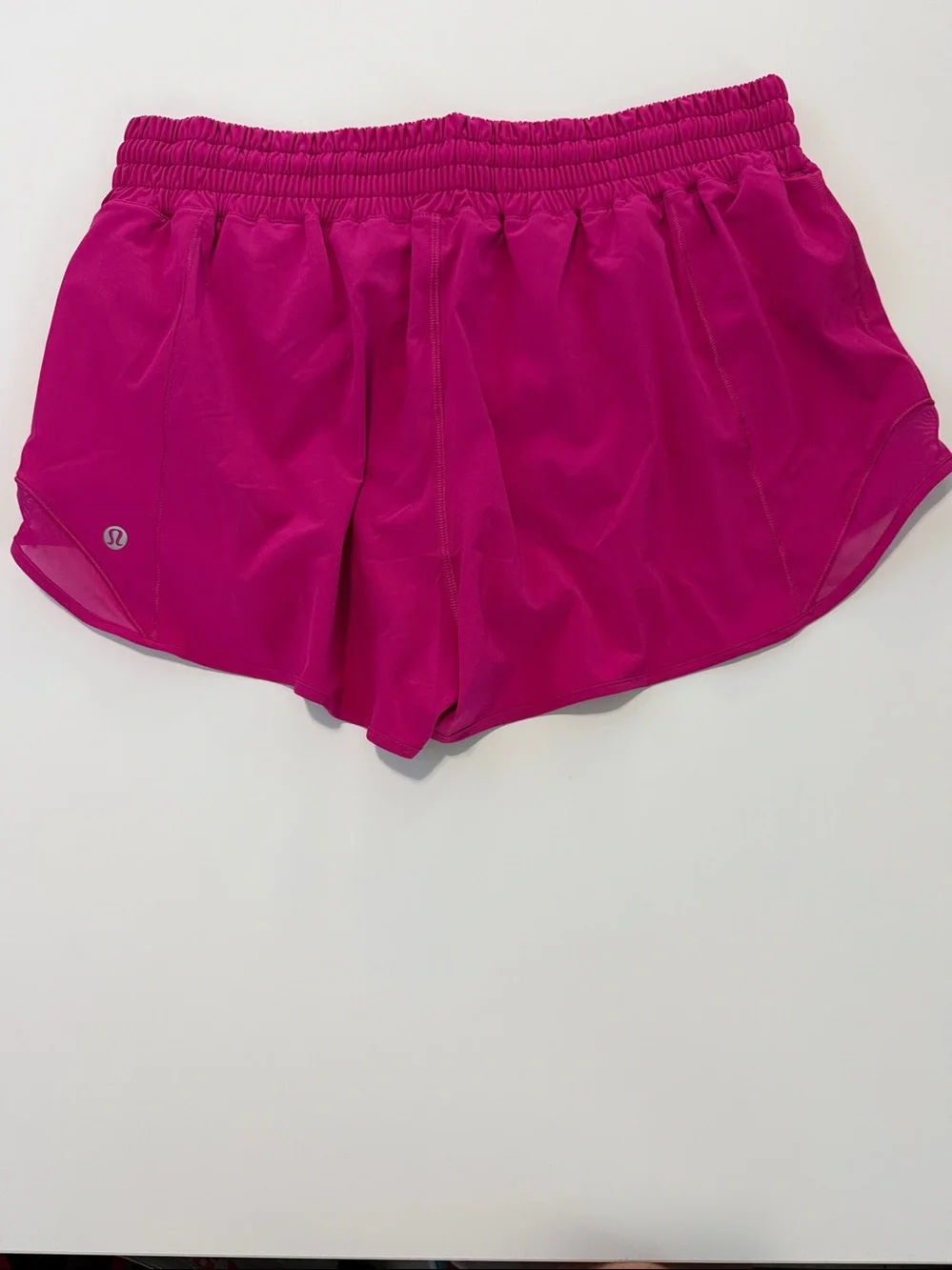 Lululemon - Hotty Hot High Rise Short 2.5” - Size 12 - NWT